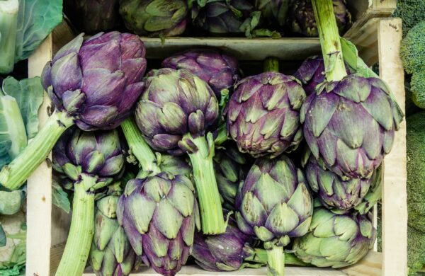 Image of an artichoke box